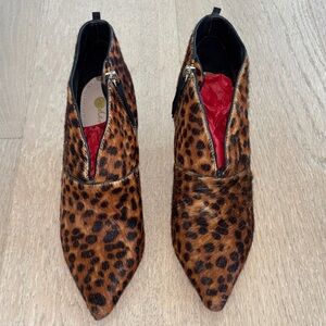 Leopard Print Pointed Ankle Booties - Brown/Black